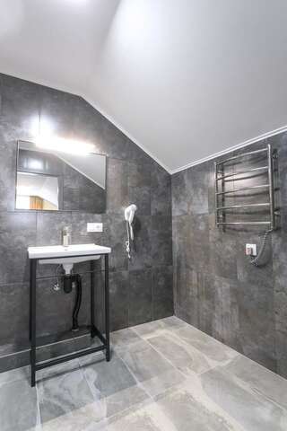 Отель Motel Sun Lit Ивано-Франковск Двухместный номер с 2 отдельными кроватями-5