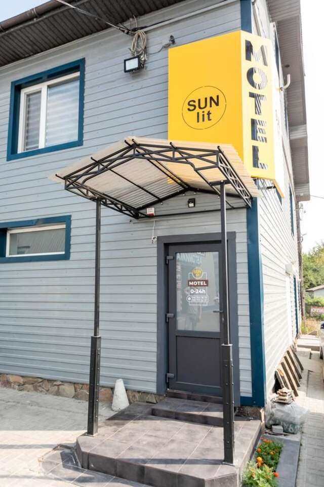 Отель Motel Sun Lit Ивано-Франковск-15
